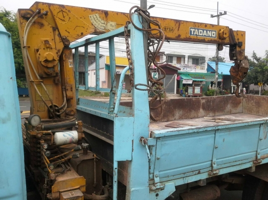 ISUZU  เครื่อง 100แรงม้าติดเครน2ตันครึ่ง6ล้อทะเบียนเต็ม