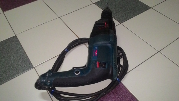 ขายสว่านแย็กโรตารี่3ระบบรุ่นใหญ่ถอดหัวได้ราคาถูกพร้อมใช้งาน ขายสว่านแย็กโรตารี่3ระบบรุ่นใหญ่ถอดหัวได้ราคาถูกพร้อมใช้งาน