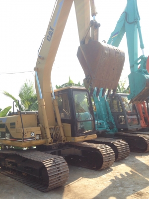 ขายด่วน CATERPILLAR 312  V2  ใบแทรค 60 นำเข้าเองจากญี่ปุ่นสภาพสวยมาก  เครื่องปั้มดี  ราคาคุยกันได้จ้า  มาถึงไทยแล้วจ้า