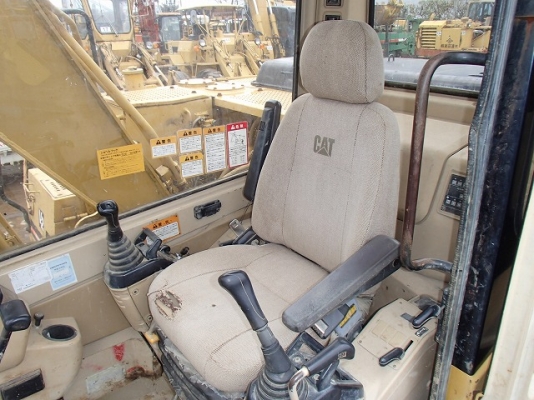 ขายด่วน CATERPILLAR 312  V2  ใบแทรค 60 นำเข้าเองจากญี่ปุ่นสภาพสวยมาก  เครื่องปั้มดี  ราคาคุยกันได้จ้า  มาถึงไทยแล้วจ้า