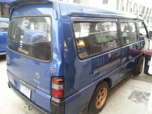 ขายรถตู้บรรทุก เอนกประสงค์ เครื่องดีเซล2.5 4D56 บอดี้บางเดิมซัทซีสวย ขับดีขายถูกด่วนๆ