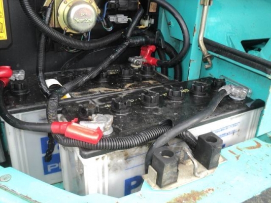 ขายด่วน KOBELCO  SK115SR  YV01 ใบแทรค 60  เก่าญี่ปุ่นยังไม่ได้ใช้งานในไทย สภาพสวย เครื่องปั้มสวย สภาพดีมาก ๆๆ