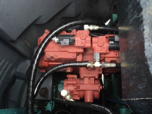 ขายด่วน KOBELCO  SK115SR  YV01 ใบแทรค 60  เก่าญี่ปุ่นยังไม่ได้ใช้งานในไทย สภาพสวย เครื่องปั้มสวย สภาพดีมาก ๆๆ