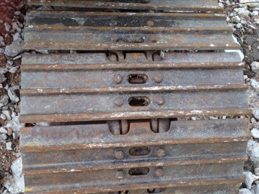 ขายด่วน KOBELCO  SK115SR  YV01 ใบแทรค 60  เก่าญี่ปุ่นยังไม่ได้ใช้งานในไทย สภาพสวย เครื่องปั้มสวย สภาพดีมาก ๆๆ