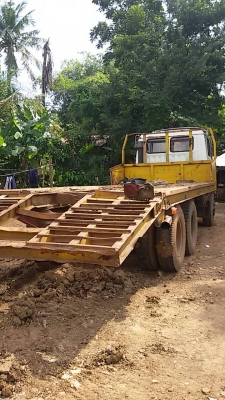 แมคโครพร้อมเทเลอร์ อยากขาย