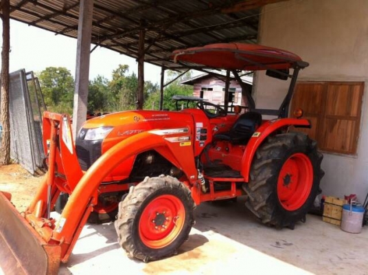 ขายคูโบต้า L4708 พร้อมใบดันหน้า รถเดิมๆ รถไร่ พร้อมเล่มทะเบียน ใช้งานได้เลย
