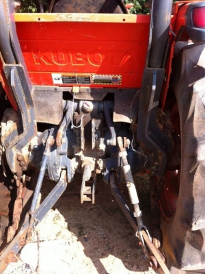 ขายคูโบต้า L4708 พร้อมใบดันหน้า รถเดิมๆ รถไร่ พร้อมเล่มทะเบียน ใช้งานได้เลย