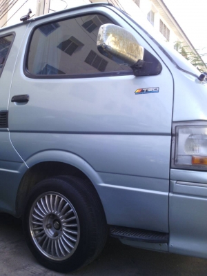 Toyota Hiace ราคามอเตอร์ไซค์ Toyota Hiace ราคามอเตอร์ไซค์