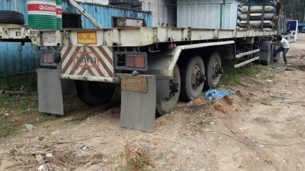 SMM หางพื้นเรียบสามเพลาแท้  คุณครูกบ จังหวัดนครนายก มัดจำกลางอากาศมาแล้วค่ะ