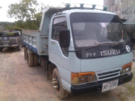 หกล้อดั้ม ISUZU-NKR-110แรง เดิมๆสวย รถห้างแท้ ทะเบึยนพร้อมโอน พร้อมใข้สุดๆ