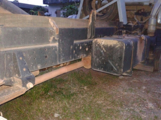 หกล้อดั้ม ISUZU-NKR-110แรง เดิมๆสวย รถห้างแท้ ทะเบึยนพร้อมโอน พร้อมใข้สุดๆ