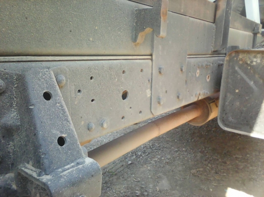 หกล้อดั้ม ISUZU-NKR-110แรง เดิมๆสวย รถห้างแท้ ทะเบึยนพร้อมโอน พร้อมใข้สุดๆ