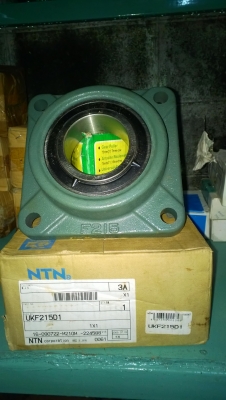 ขาย ลูกปืน หน้าแปลน ยี่ห้อ NTN (UKF215D1) ของใหม่ ราคาถูกครับ