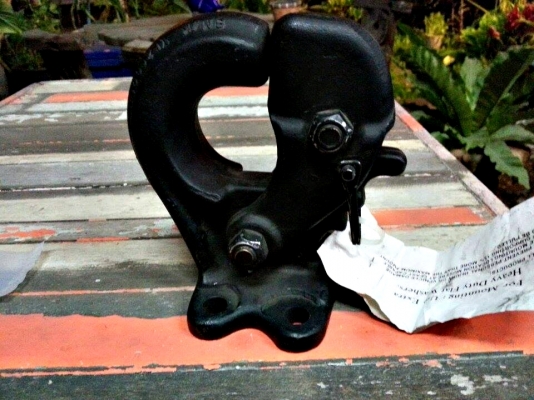 ปากนกแก้วJeep 8ตัน USA