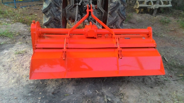 180เมตรตราช้าง ใส่ 45-47พร้อมใช้งานมีเพลาปั่นแถมให้ด้วยครับ สีทำใหม่โซ่ซ้อมให้แล้วใช้งานได้อีกนาน