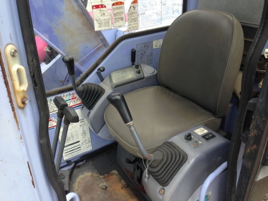 Komatsu PC 128uu-1 นำเข้าจาก ญี่ปุ่น แท้ๆ 1000\% สวย เดิม พร้อมใช้ ขายถูก 090-986-2521 อ๊อบ