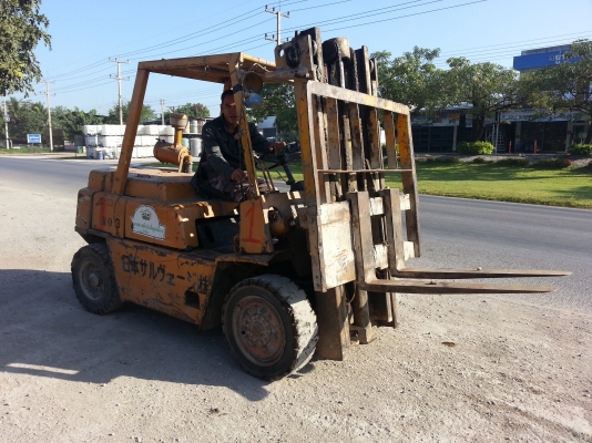 โฟคลิฟ 3.5 ตัน ขายรวม หรือ ซื้อคันเดียว 120000 เครื่อง ดีเซล 6 สูบ ใช้งานได้ดี โฟคลิฟ 3.5 ตัน ขายรวม หรือ ซื้อคันเดียว 120000 เครื่อง ดีเซล 6 สูบ ใช้งานได้ดี