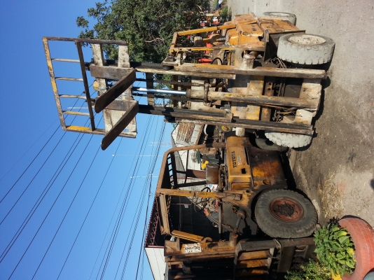 โฟคลิฟ 3.5 ตัน ขายรวม หรือ ซื้อคันเดียว 120000 เครื่อง ดีเซล 6 สูบ ใช้งานได้ดี โฟคลิฟ 3.5 ตัน ขายรวม หรือ ซื้อคันเดียว 120000 เครื่อง ดีเซล 6 สูบ ใช้งานได้ดี