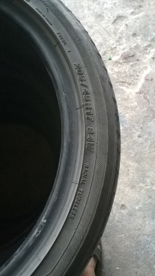 ขายยาง ขอบ17  yokohama  205/45/R17 4เส้น พึ่งถอดออก  2000 บาท ติดต่อ กฤษดา 087-1691151 พระรามเจ็ด