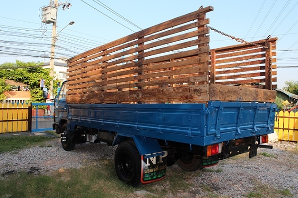 ขายด่วนรถบรรทุก 6 ล้อ TOYOTA Dyna สภาพดี พร้อมใช้งาน