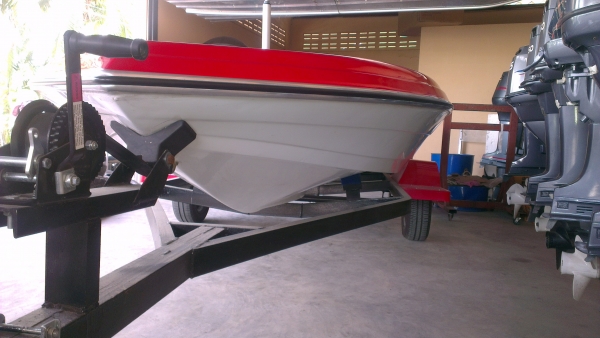 เรือแบส 15 ฟุต เครื่อง Yamaha 80 แรง