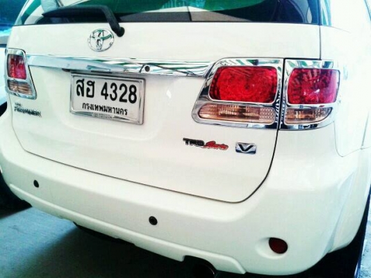 ขายรถ TOYOTA FUTUNER 3.0 V A/Tโฟล์วิว สีขาว ขาย 599,000 บาท โทร 0922726669. ตันหยงค่ะ