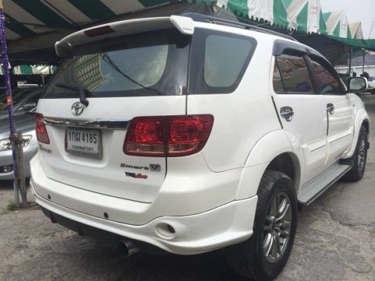 ขายรถ TOYOTA FUTUNER 3.0 V A/Tโฟล์วิว สีขาว ขาย 599,000 บาท โทร 0922726669. ตันหยงค่ะ