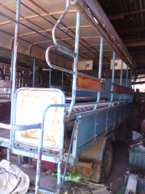 พ่อฝากขาย   รถหกล้อสองแถว   ไม่ได้ใช้แล้ว0614859127