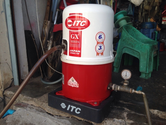 ขายปั้มน้ำอัตโนมัติ ITC(Hitachi) 200 W สภาพสวยมาก ตรวจเช็คแรงดันเรียบร้อยไม่มีรั่วซึม วิ่งนิ่ม พร้อมใช้งาน