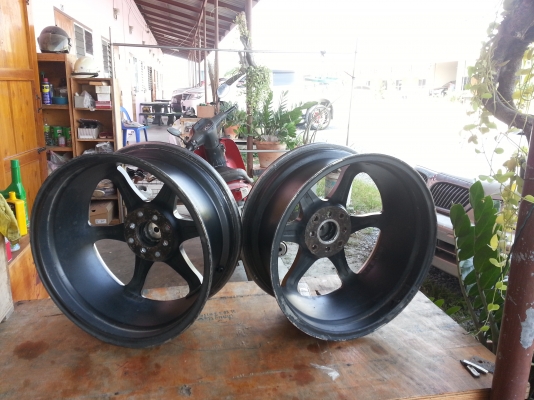 ขายล้อแม๊ค ขอบ 17 / 7 ( 2 วง )