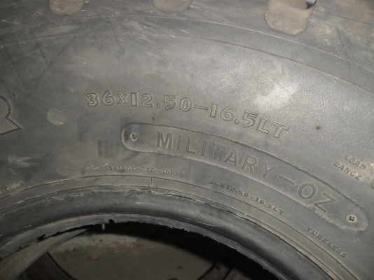 ยาง GoodYEAR USA. 36x12.50R16.5LT สวยๆ 4 เส้น ราคา 5000 บาท