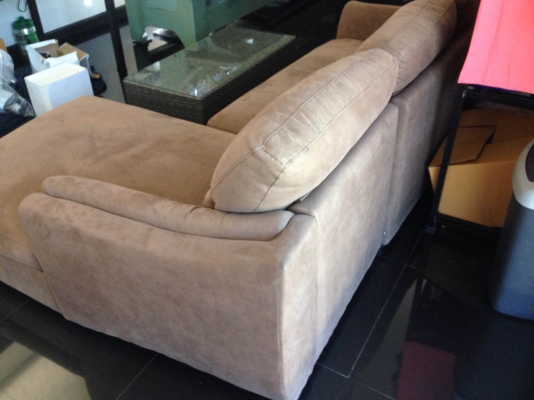 โซฟา หรู Inspire / พร้อม โต๊ะกลางกระจก