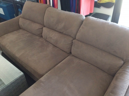 โซฟา หรู Inspire / พร้อม โต๊ะกลางกระจก