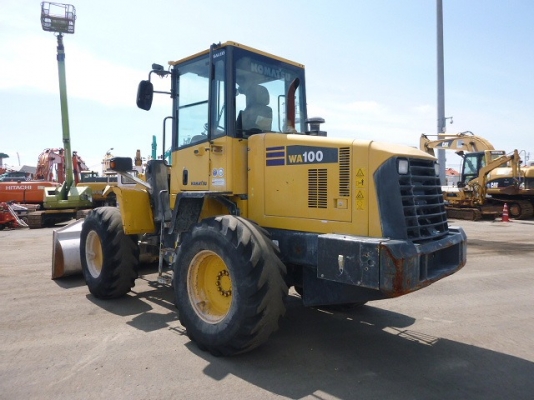 มาใหม่ !! ขายรถตักล้อยาง WA100-5 ยี่ห้อ KOMATSU นำเข้าจากญี่ปุ่นแท้ 100\% สภาพสวย ไม่เคยใช้งานในไทย