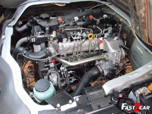 TOYOTA HIACE 2.5 D4D COMMUTER หลังคาสูง MT | 2013 |  ราคา 799,000 บาท โทร 0922726669. ตันหยงค่ะ