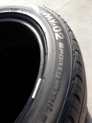 215/50R17 BRIDGESTONE MY-02 Sporty styre  ปี2012 ชุด 4 ล้อสวยๆ TEL.081-427-3941