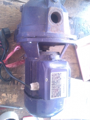 ปั็มดูดน้ำลึกแบบสองท่อมอเตอร์ขนาด 1 แรงม้า แจทคู่ส่งได้สูงถึง 45 ม.