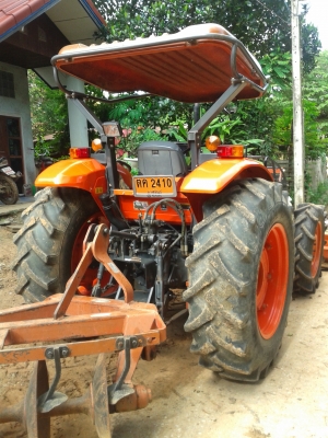 ขายรถไถ Kubota ขนาด 70 แรงม้า