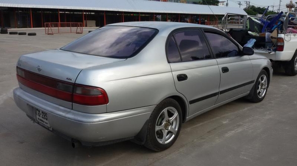 รถบ้าน toyota 1.6 ท้ายโด่งปี 93 ไฟท้ายแถบทะเบียนแท้ แก๊สลงเล่มแล้ว เครื่องเสียง เครื่องช่วงล่างดีมาก ภาษี ก.ค 58 (สีต้องเก็บ)