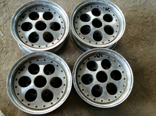 ขายล้อ 15x8.5 6รู 5 รายการ ขายล้อ 15x8.5 6รู 5 รายการ