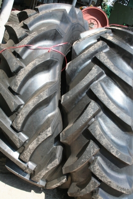 ยางรถไถใหม่ขนาด 18.4/15-30 OTANI   ขายถูกๆๆ