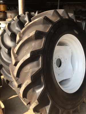 ยางรถไถใหม่ขนาด 18.4/15-30 OTANI ขายถูกๆๆ ยางรถไถใหม่ขนาด 18.4/15-30 OTANI ขายถูกๆๆ