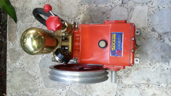 ขายปั้มอัดฉีด takawa ของใหม่ 5,500 ปรับเหลือ 4,500