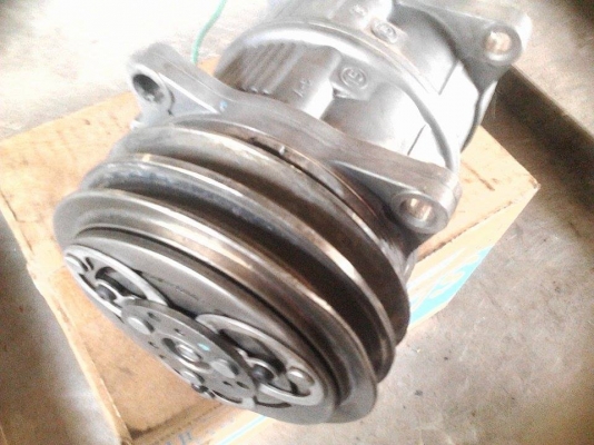 คอมแอร์ ใส่ 6 ล้อ 10 ล้อ คอมแอร์ ใส่ 6 ล้อ 10 ล้อ