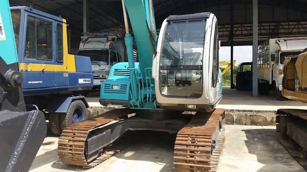 Kobelco 120 สภาพสวยพร้อมใช้ 1,200,000 บาท Tel:081-8564400