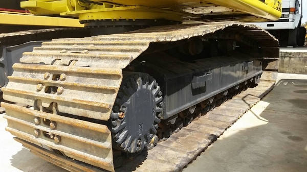 KOMATSU PC200-6 TEL : 089-9207299