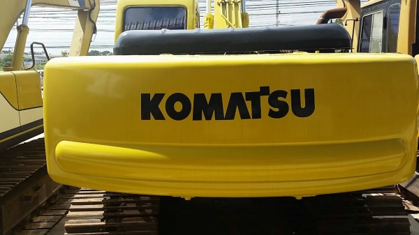 KOMATSU PC200-6 TEL : 089-9207299