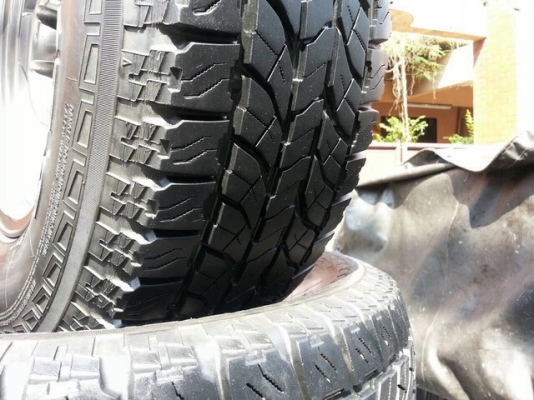 ขายล้อลายเบรดเลท์ 8 x 16 พร้อมยาง AT ขายล้อลายเบรดเลท์ 8 x 16 พร้อมยาง AT