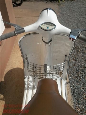 ขายเวสป้า 64 เอกสารใบอินวอยเครื่องดีออกทริปได้เลยรายละเอียดต่างๆสอบถามมาครับ ขาย 38000 บาท