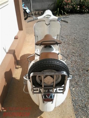 ขายเวสป้า 64 เอกสารใบอินวอยเครื่องดีออกทริปได้เลยรายละเอียดต่างๆสอบถามมาครับ ขาย 38000 บาท